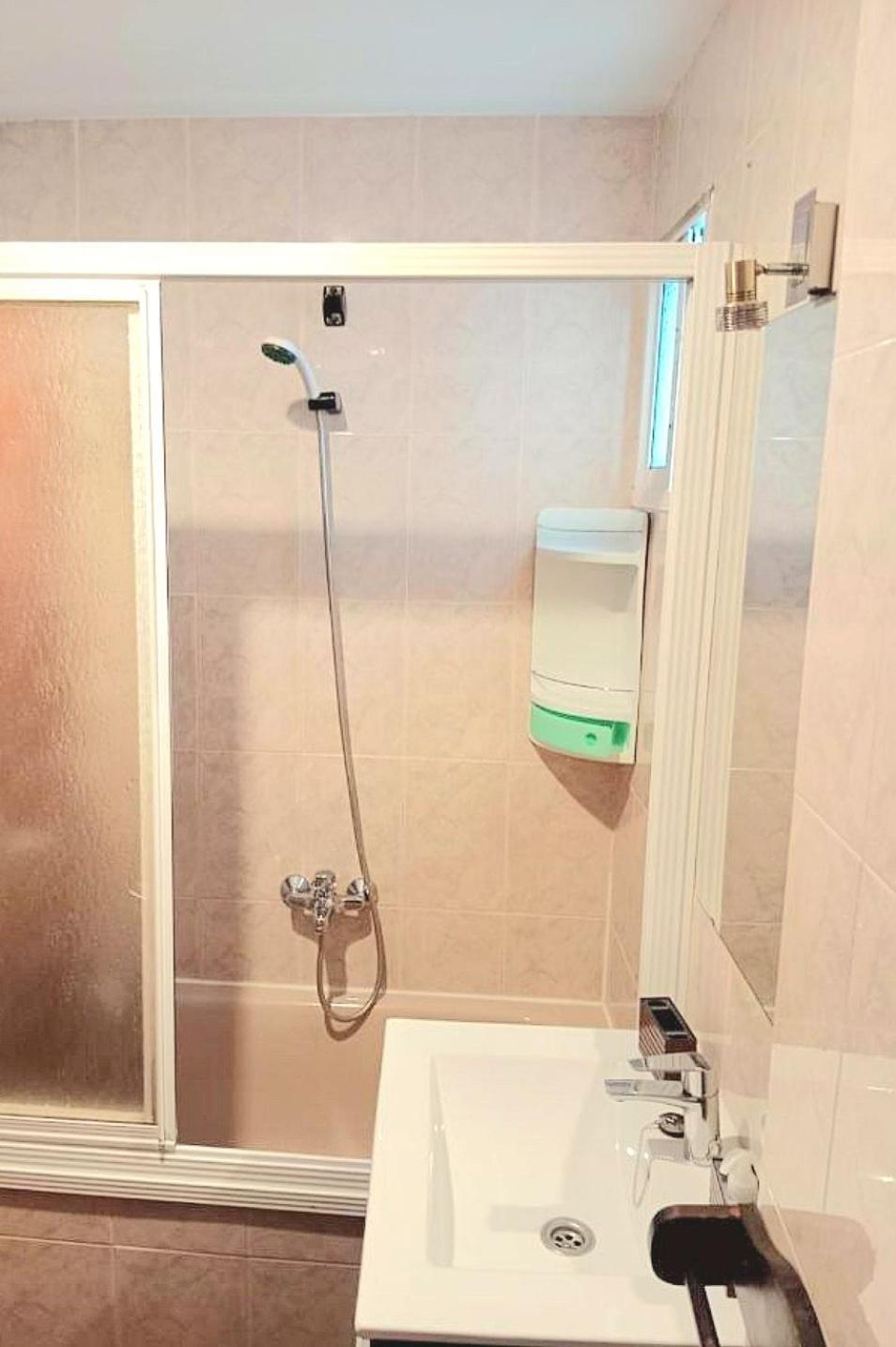 Garcia Requena Apartment *